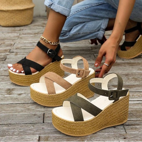 Last 1 COST 🛑Tan Beige Platform High Heel Shoes Buckle Wedge - Picture 5 of 6